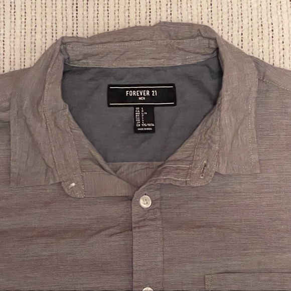 Forever 21 casual button- up shirt mens size L - Picture 6 of 13